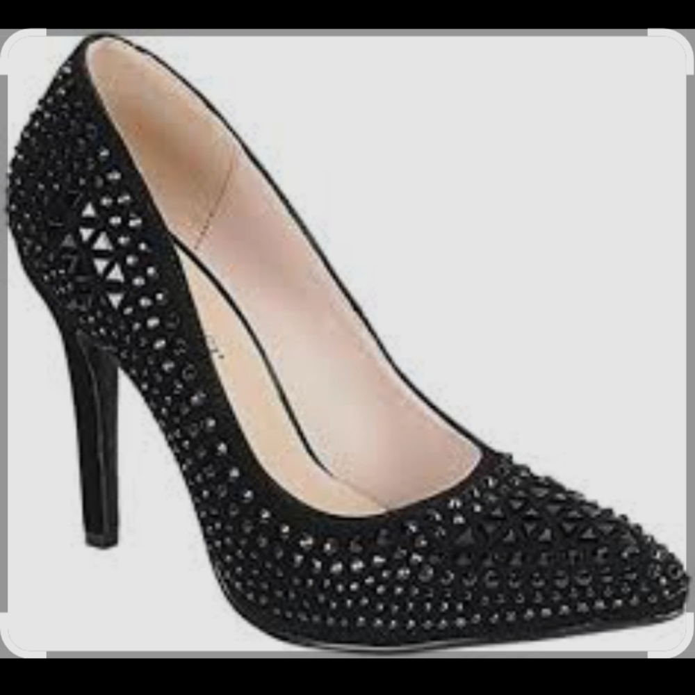 Forever 21 Black Studded Heels